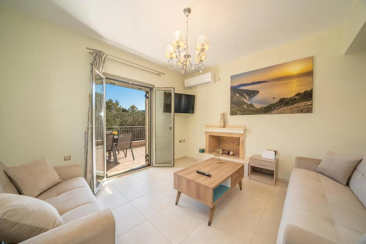 Family Villa Citrine Kefalonia - Near أيّا إفيميا 0*,  اليونان